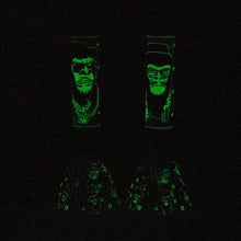 Load image into Gallery viewer, 14&quot; Gorilla Glow in the Dark Beaker 7mm_2
